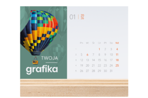 Kalendarz biurkowy z miejscem na przybory do pisania