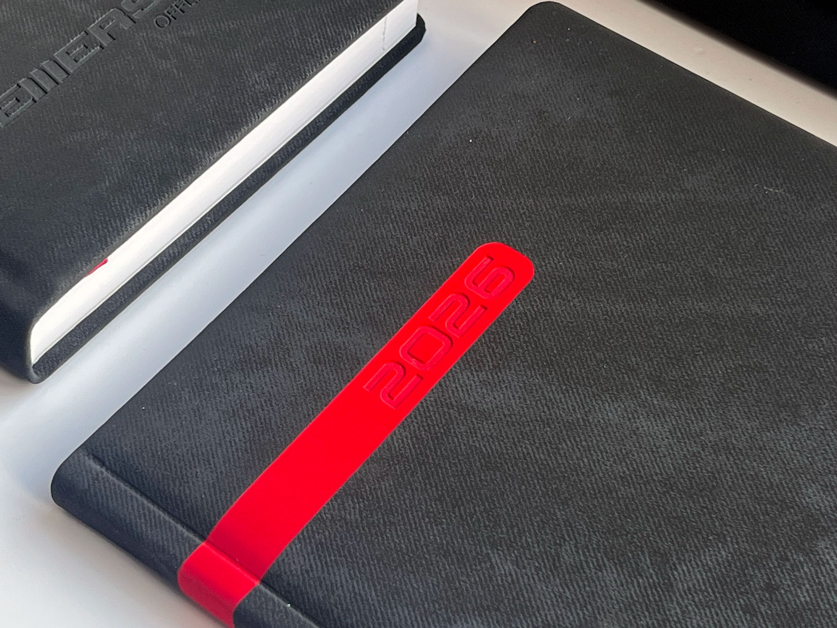 Kalendarze książkowe w oprawie Marella